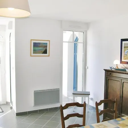 Sur Mer Ij-1137 * Hauteville-sur-Mer